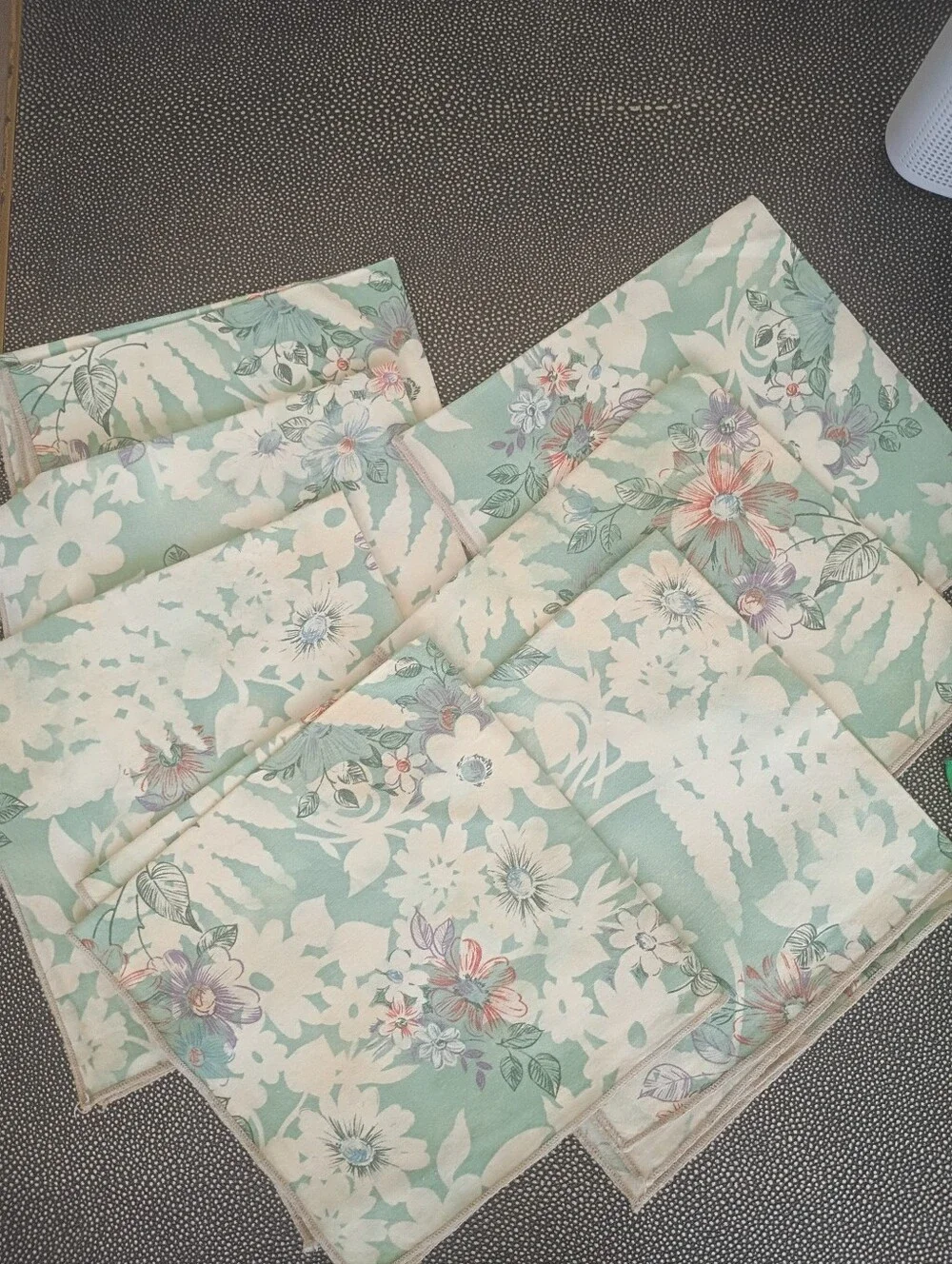 7 1960s vintage Floral Mint Green Party Napkins